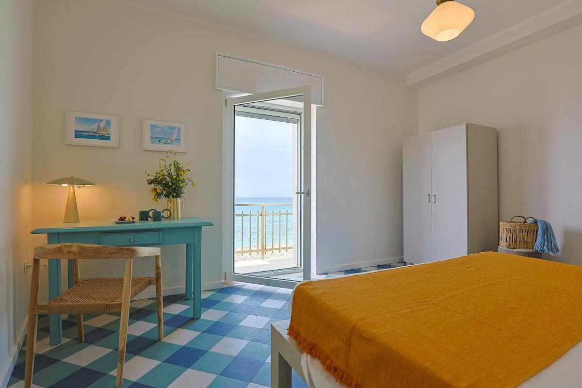 Panoramico Appartamento Lido Conchiglie Gallipoli Exterior foto